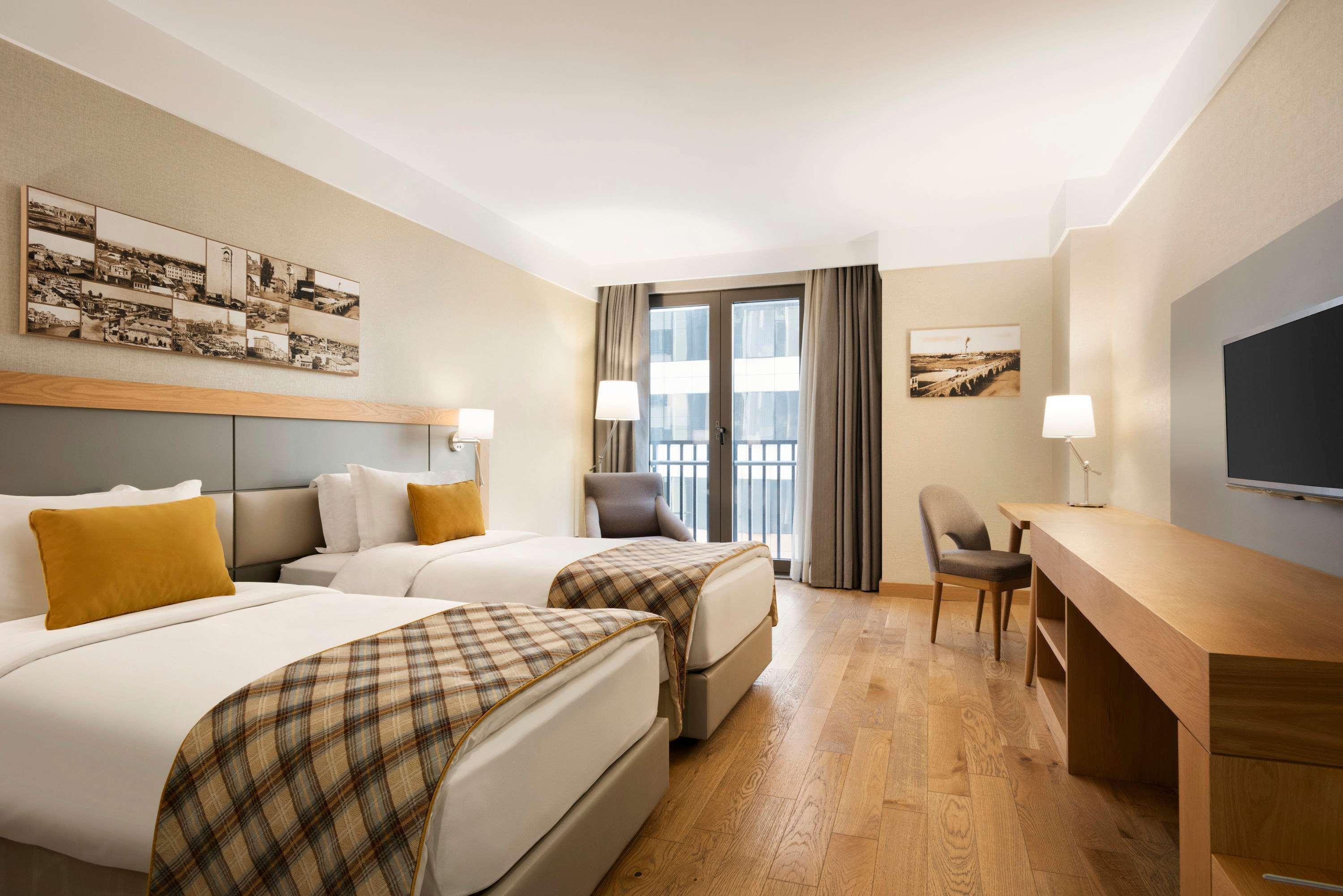 Ramada Hotel & Suites 아다나 외부 사진