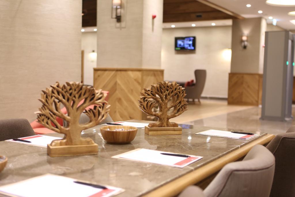 Ramada Hotel & Suites 아다나 외부 사진