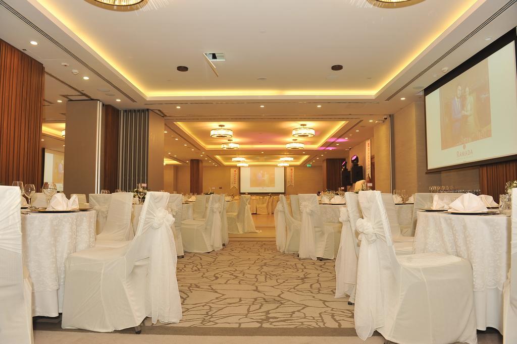 Ramada Hotel & Suites 아다나 외부 사진