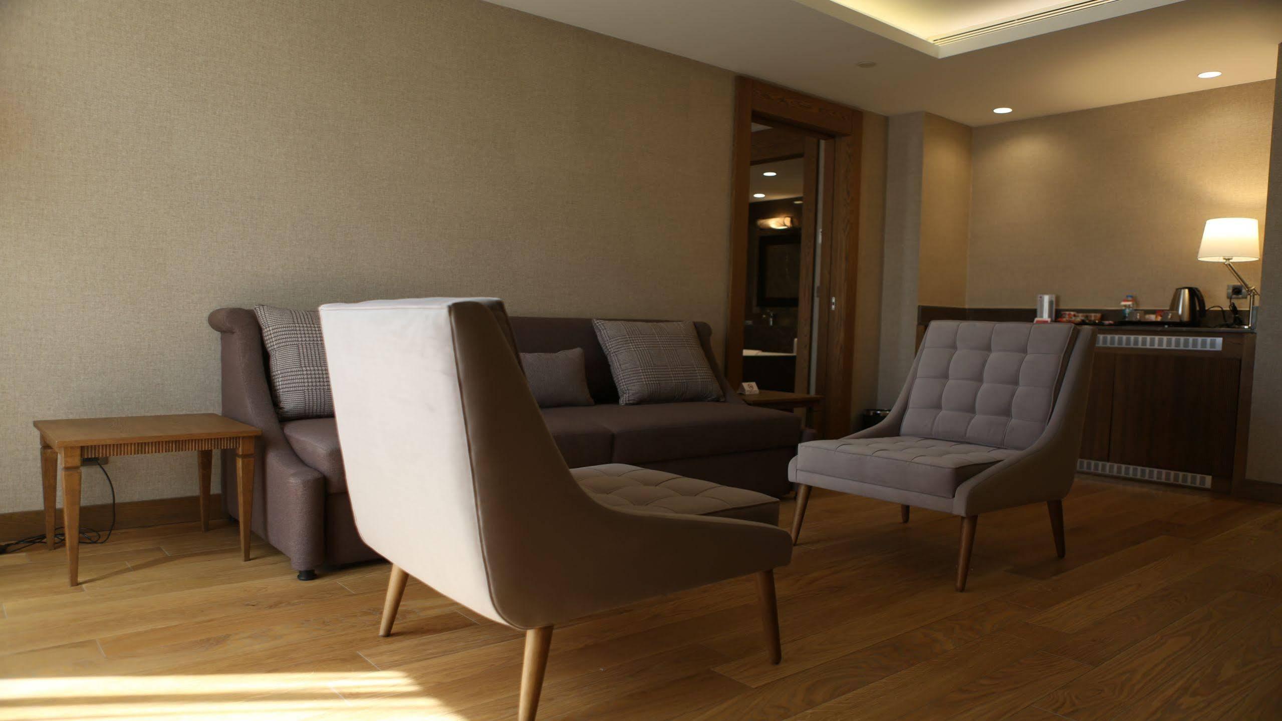 Ramada Hotel & Suites 아다나 외부 사진
